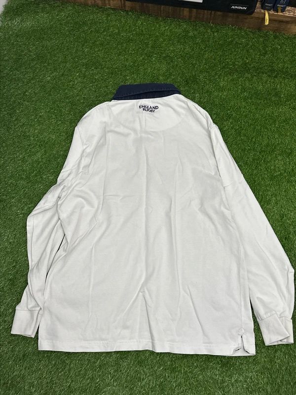 England Rugby Large Long Sleeve top