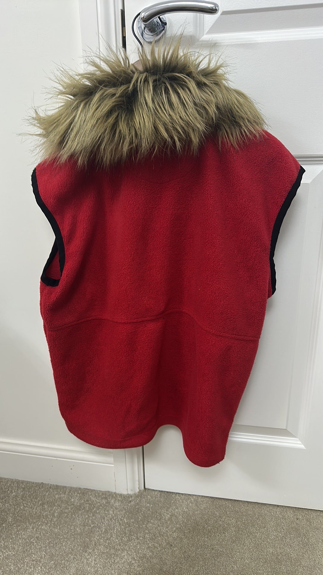 Highlander Performance Red Fleece Gilet with Faux Fur Hood size small