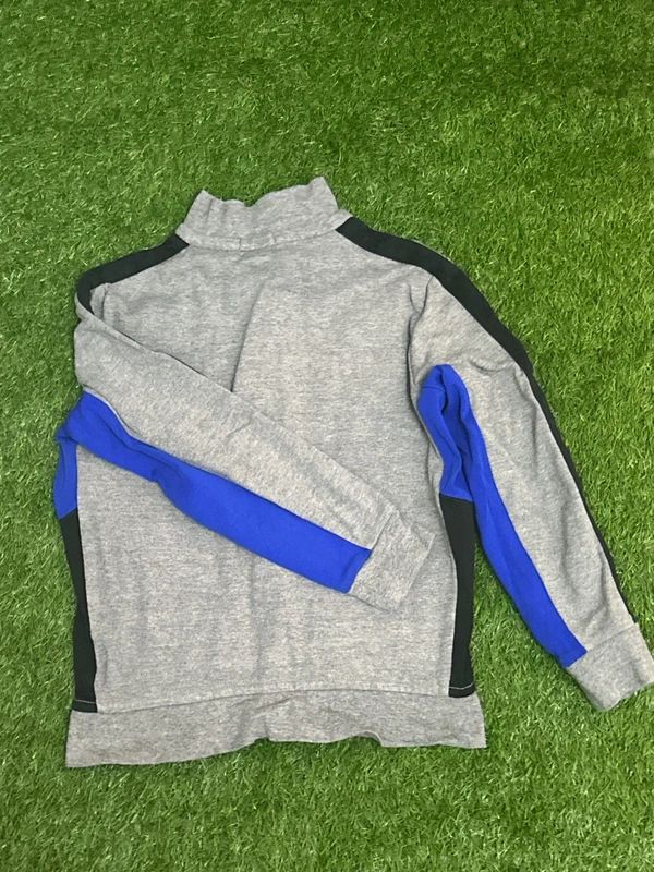 Ralph Lauren children’s grey full zip jumper long sleeve size 7 130/64