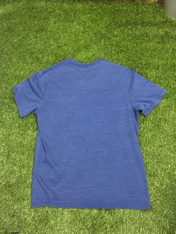 Levi’s blue T-Shirt large standard fit - Brand New