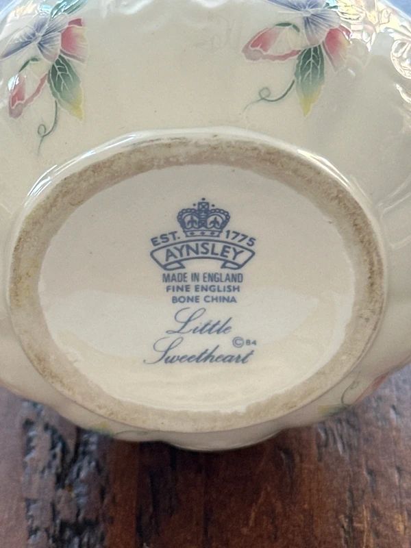 Aynsley Fine Bone China creamer jug in the "Little Sweetheart" pattern