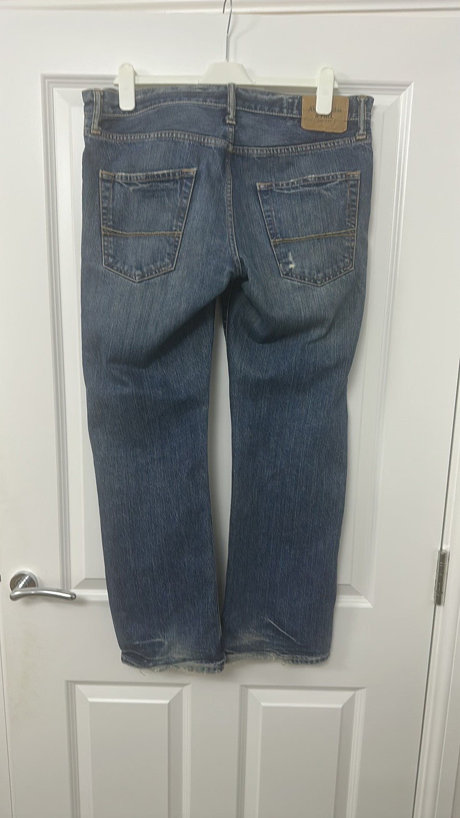 Abercrombie & Fitch Men's W30 L30 Straight Leg Distressed Jeans