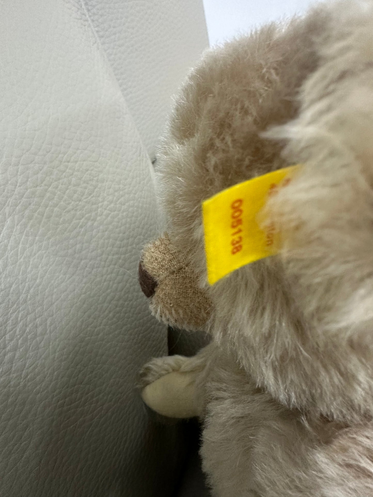 Steiff Classic Teddy Bear (EAN 005138)