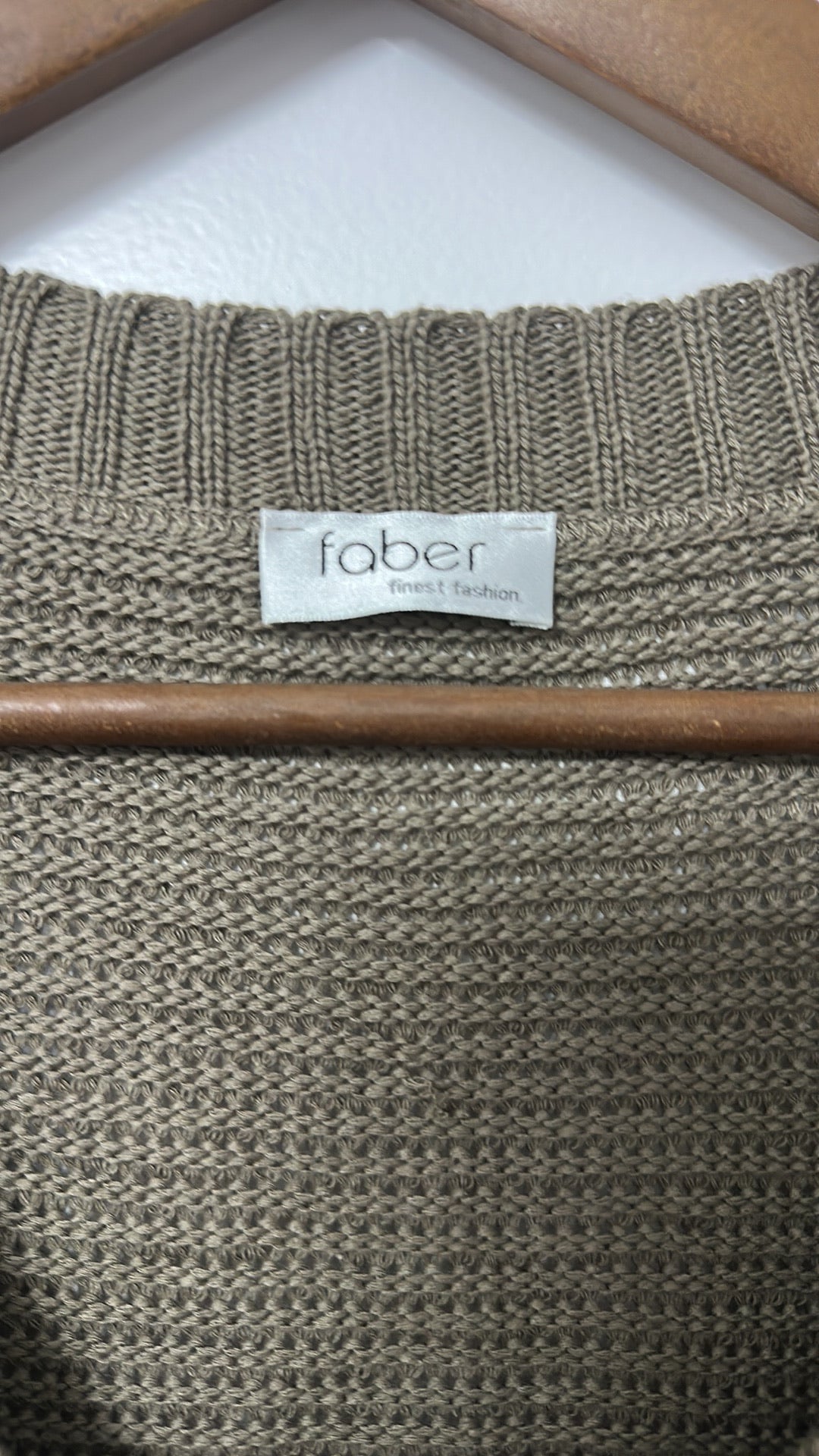 Faber Finest Fashion Taupe Knit Short Sleeve Cardigan Size 36