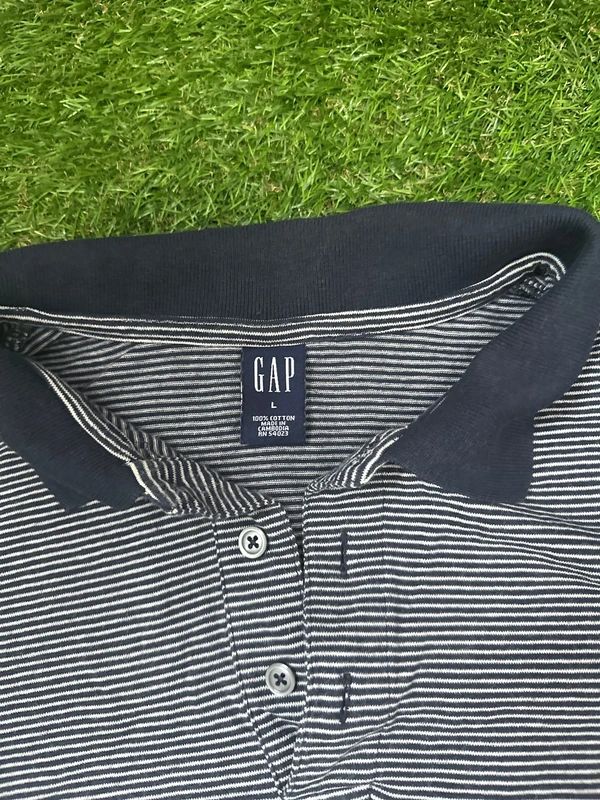 GAP Large Men’s Polo Shirt