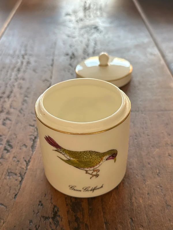 vintage Wedgwood Susie Cooper bone china jar in the "Birds of the World" pattern