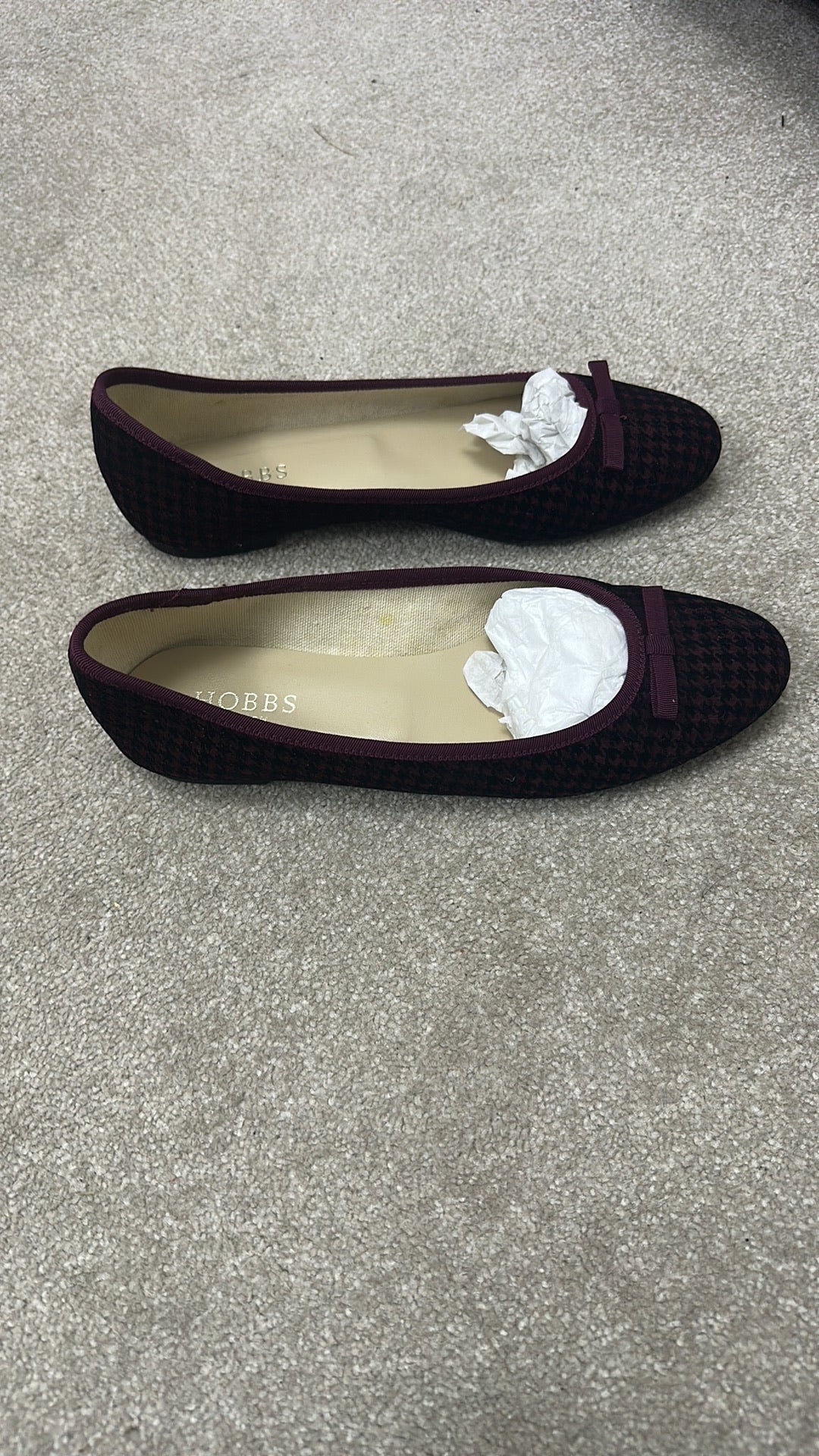 Hobbs London Burgundy Houndstooth Ballet Flats size 6