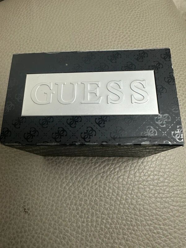 Guess 165186G1 watch with box and manual