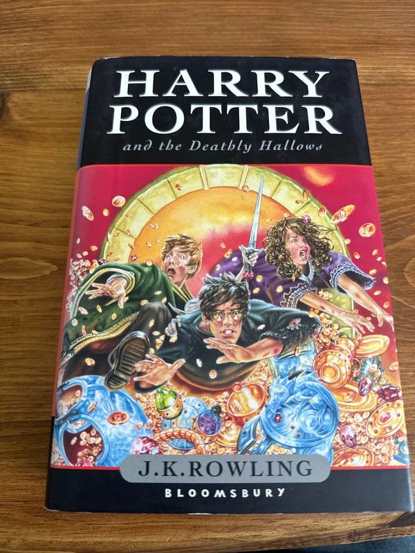 Harry Potter and the Deathly Hallows - First Edition - Hardback