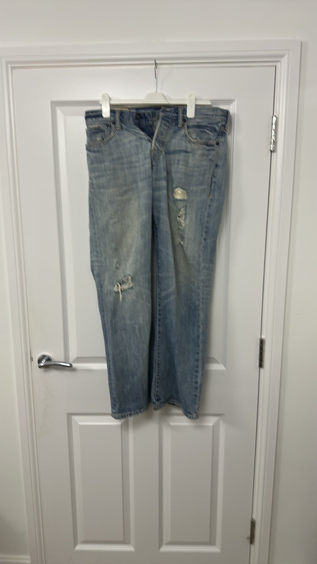 Abercrombie & Fitch Distressed Straight Leg Jeans W30 L30