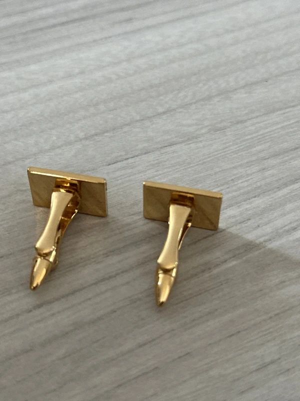 Vintage Stratton gold-tone in their original box
