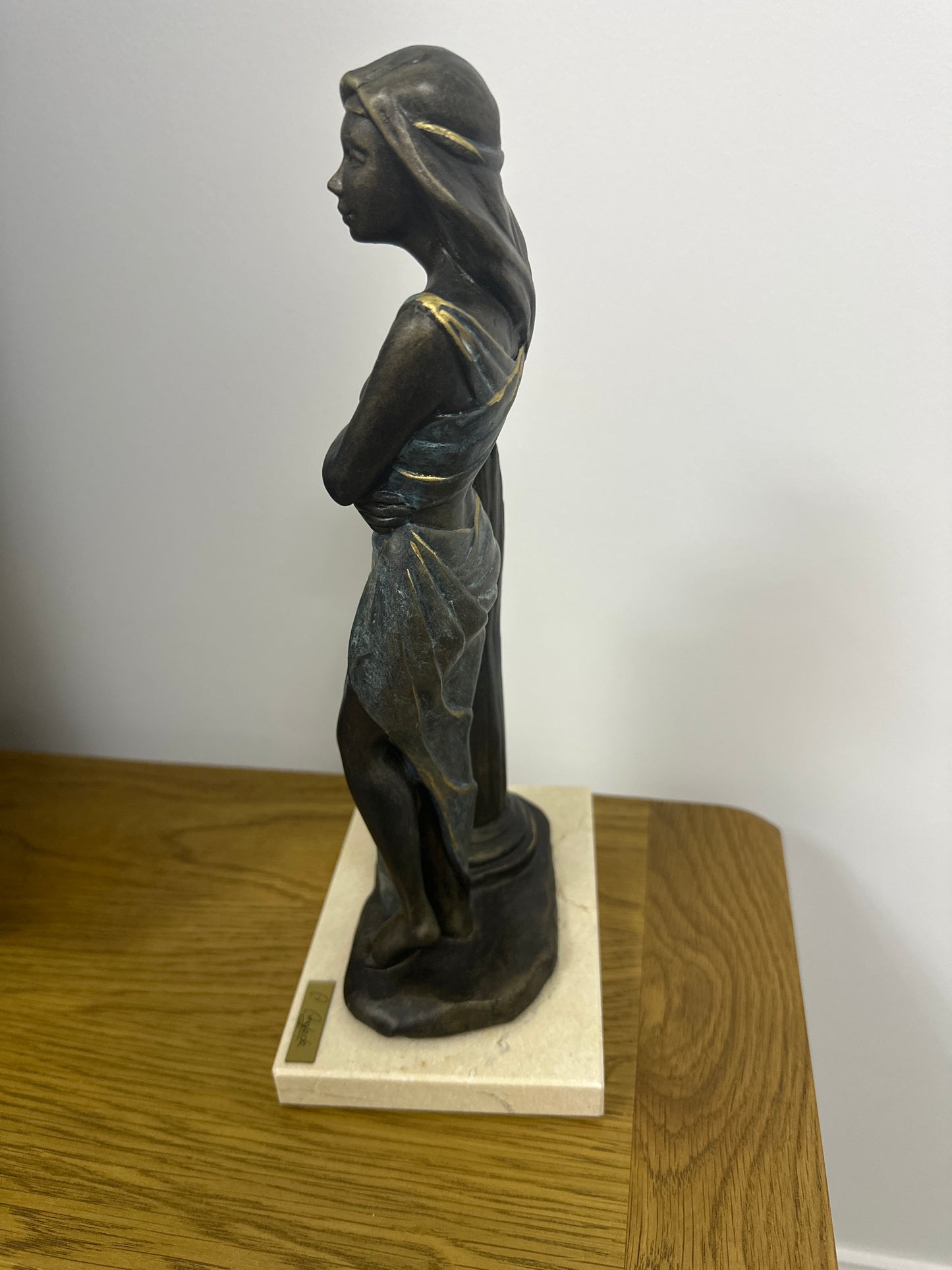 Figurine by the Spanish artist Ángeles Anglada