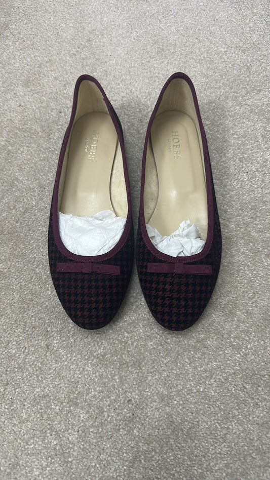 Hobbs London Burgundy Houndstooth Ballet Flats size 6