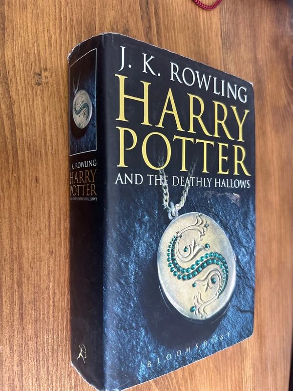 Harry Potter and the Deathly Hallows - First Edition - Hardback