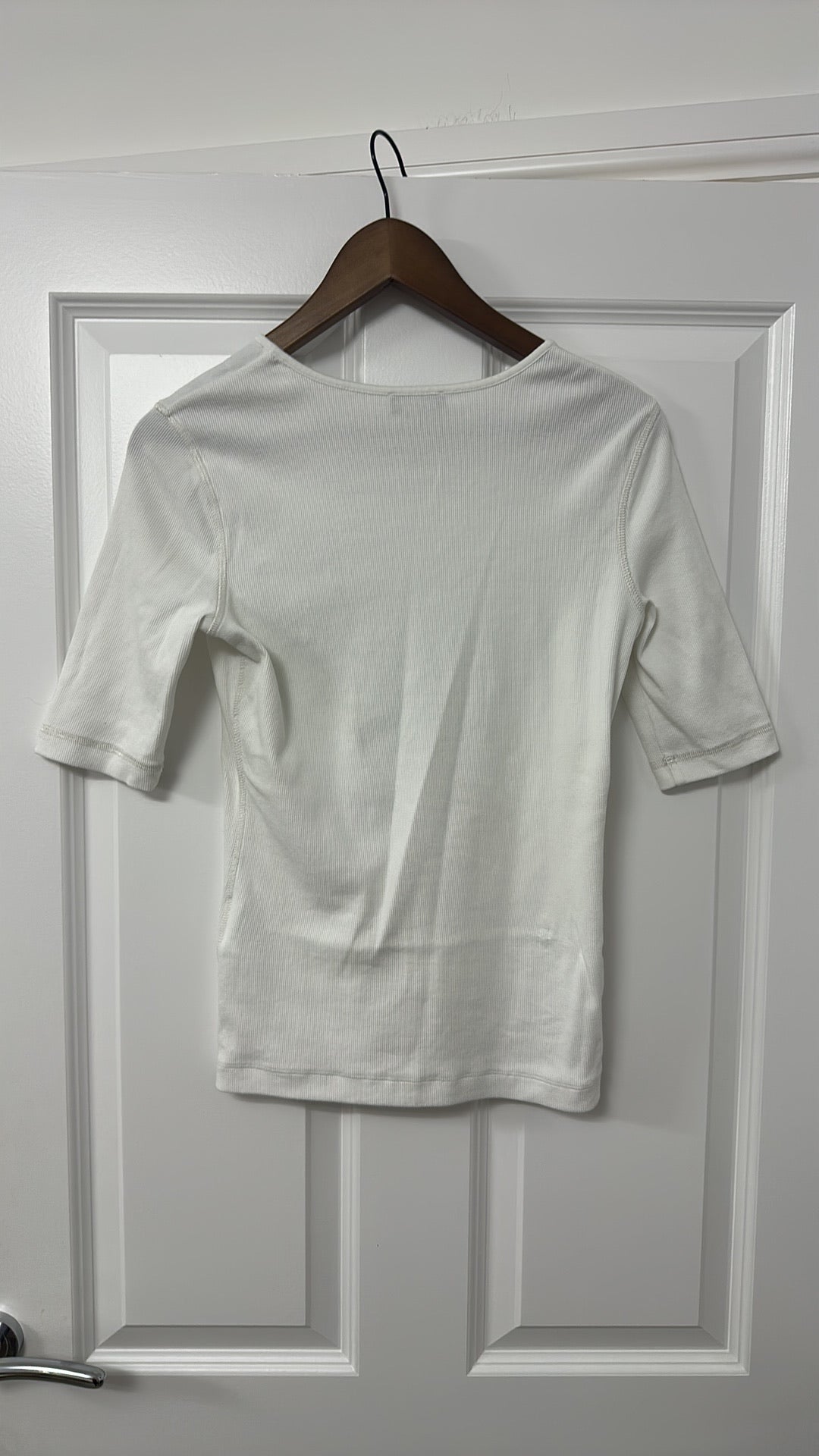 Basler White Ribbed Fern Graphic Tee with Sequins size 12