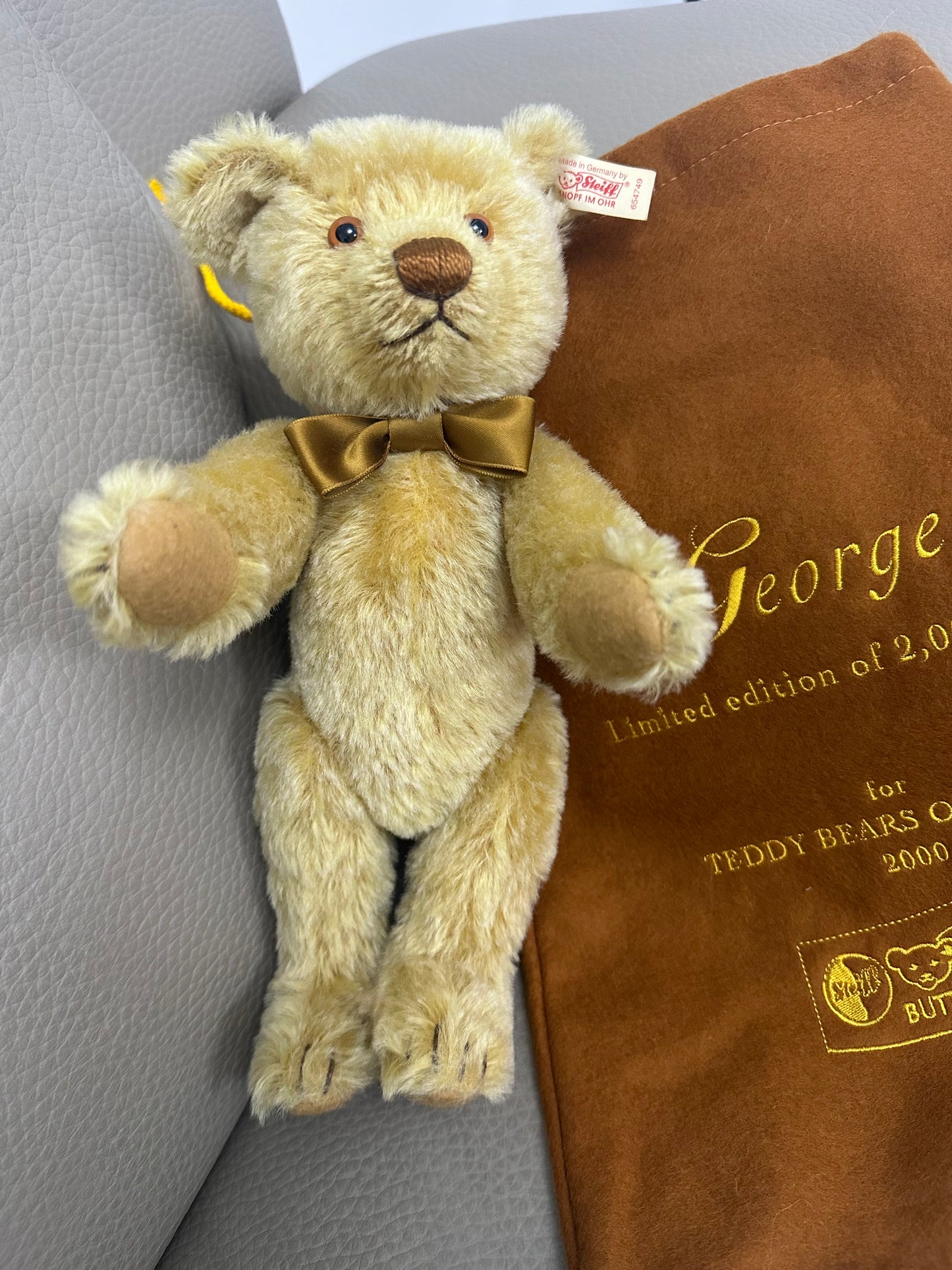 Steiff "George" teddy bear,2000 limited edition for Teddy Bears of Witney