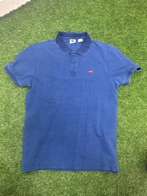 Levi’s Men’s Medium Polo shirt - New