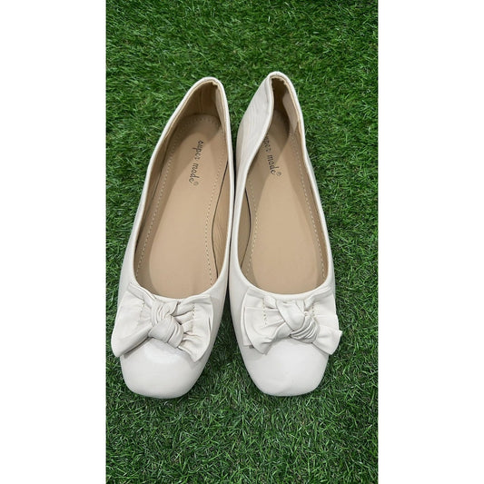 Super Mode Women's Cream Leather Ballet Flats with Bow Detail, UK Size 6 (EU 39)