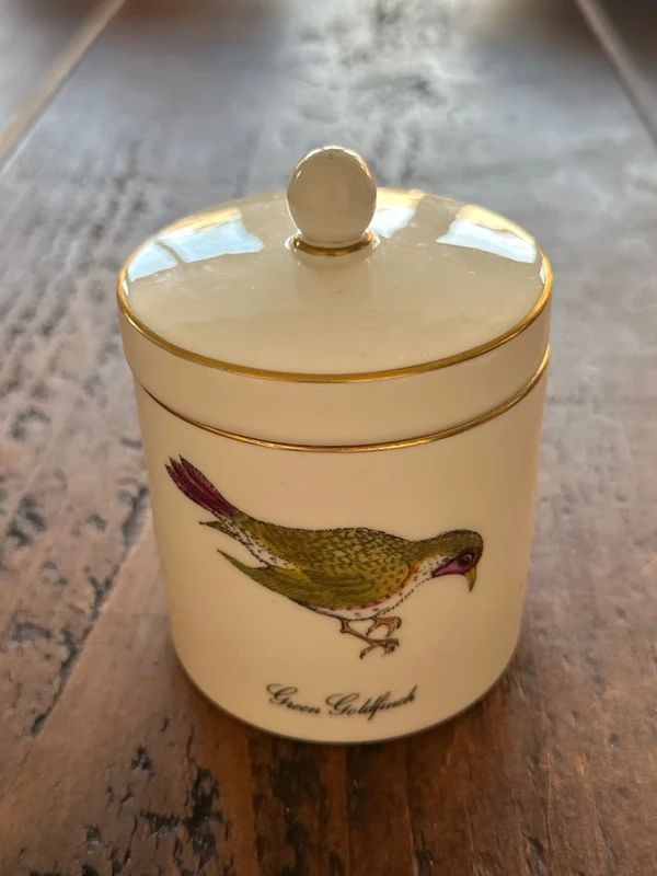 vintage Wedgwood Susie Cooper bone china jar in the "Birds of the World" pattern