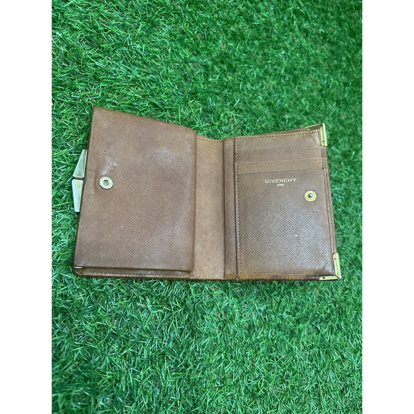 Vintage Givenchy Brown Saffiano Leather Kisslock Coin Purse Wallet