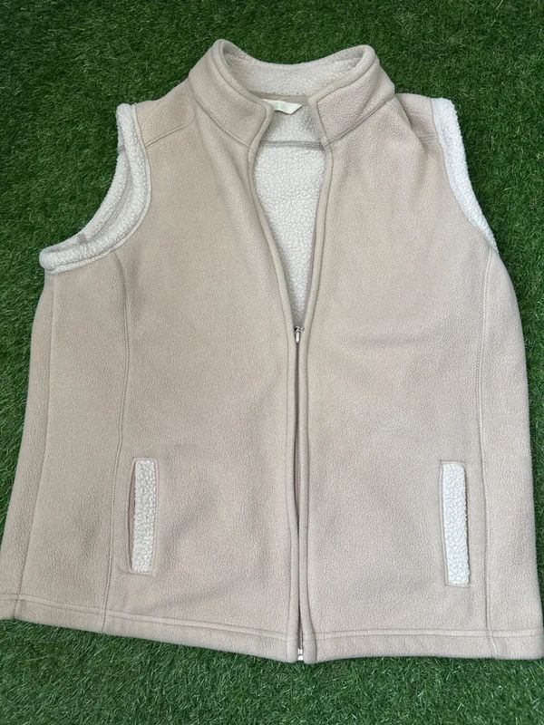 Marks & Spencer Beige Zip Fleece Gilet UK 16