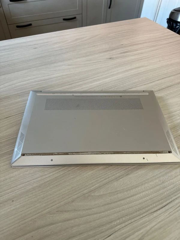 HP Pavilion Laptop 15-eh1xxx running Windows 11 with 16GB of RAM and an AMD Ryzen 7 5700U processor.
