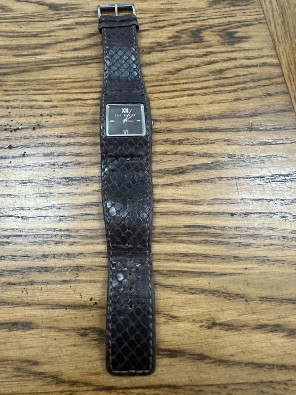 Ted Baker TB232BR watch and case
