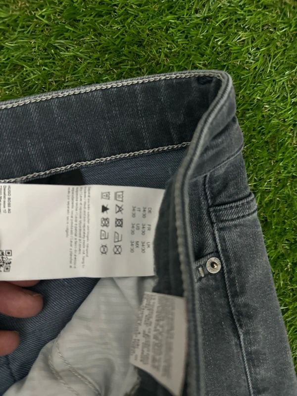 Hugo Boss stretch fit jeans 34/30