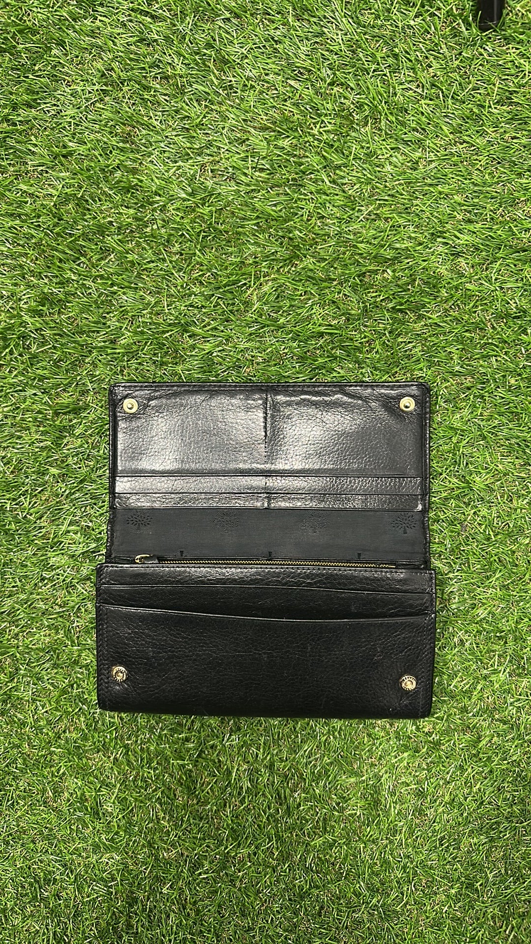 Mulberry Plaque Continental Wallet in Black Small Classic Grain Leather