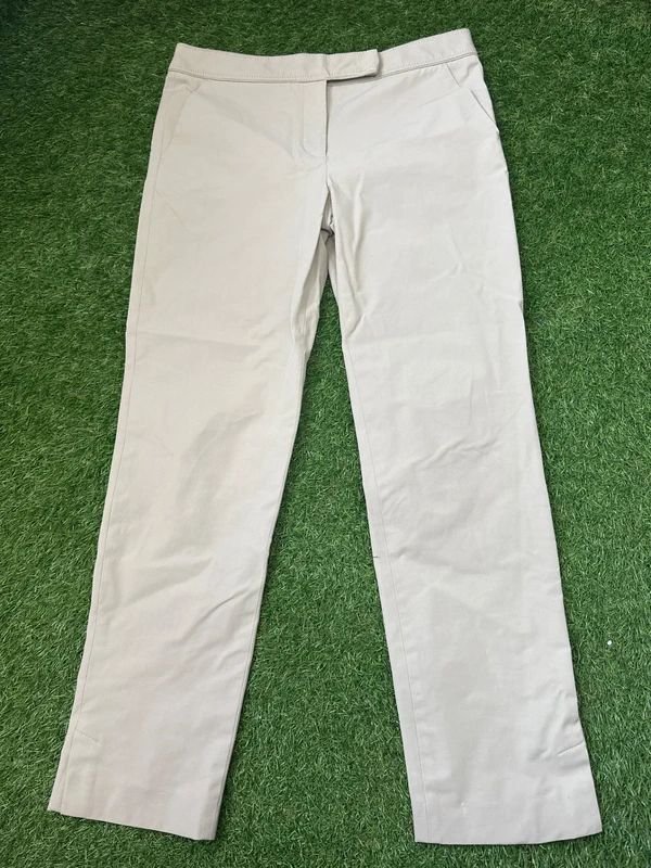 Gerard Darel beige straight leg trousers size 10 (FR 38)