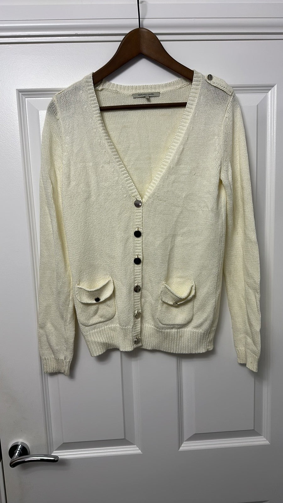 Gerard Darel Cream V-Neck Knitted Cardigan with Pocket Detail
