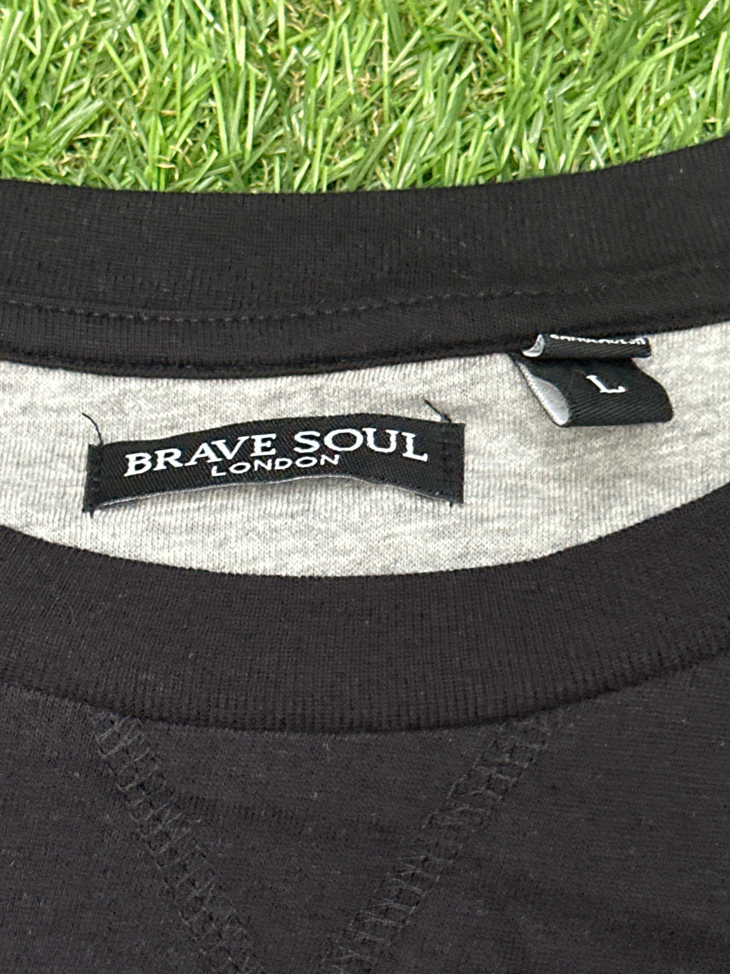 Brave Soul Large long sleeve crew neck - new