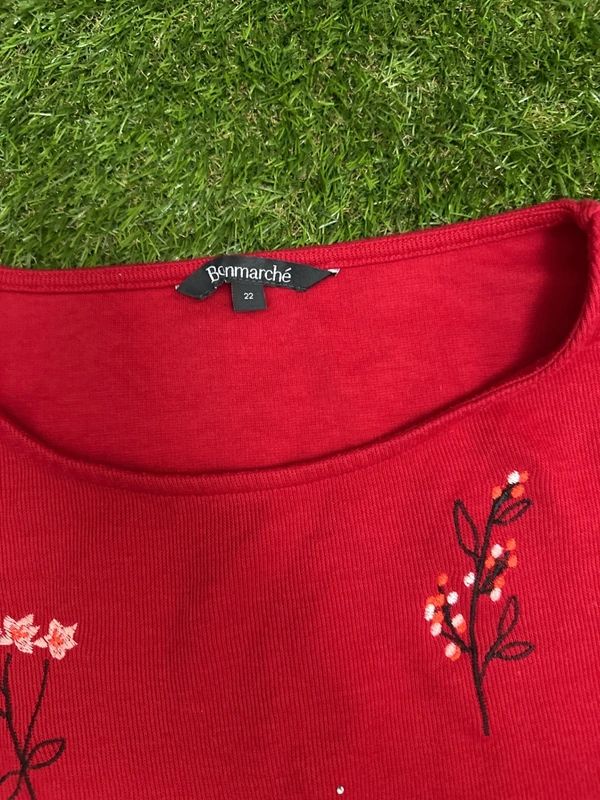Bonmarché red floral embroidered long sleeve top size 22