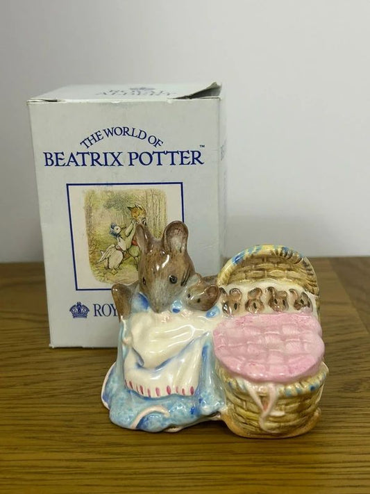 Royal Albert Beatrix Potter "Hunca Munca" with original box