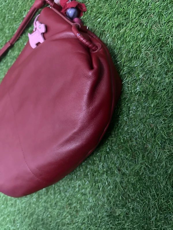 Radley London red shoulder bag with Scottie charm