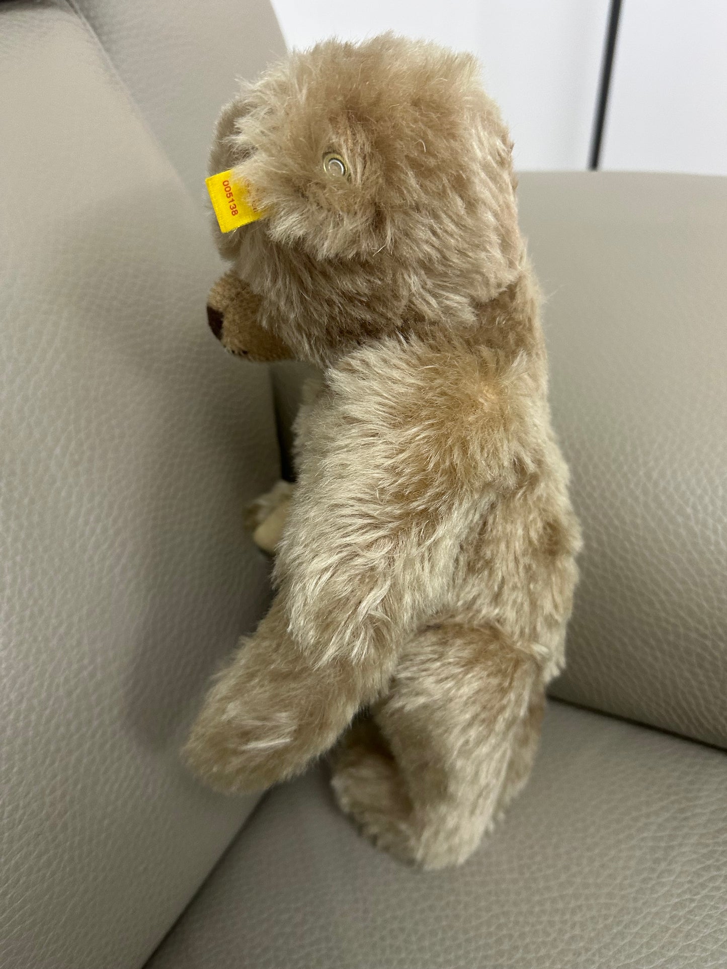 Steiff Classic Teddy Bear (EAN 005138)