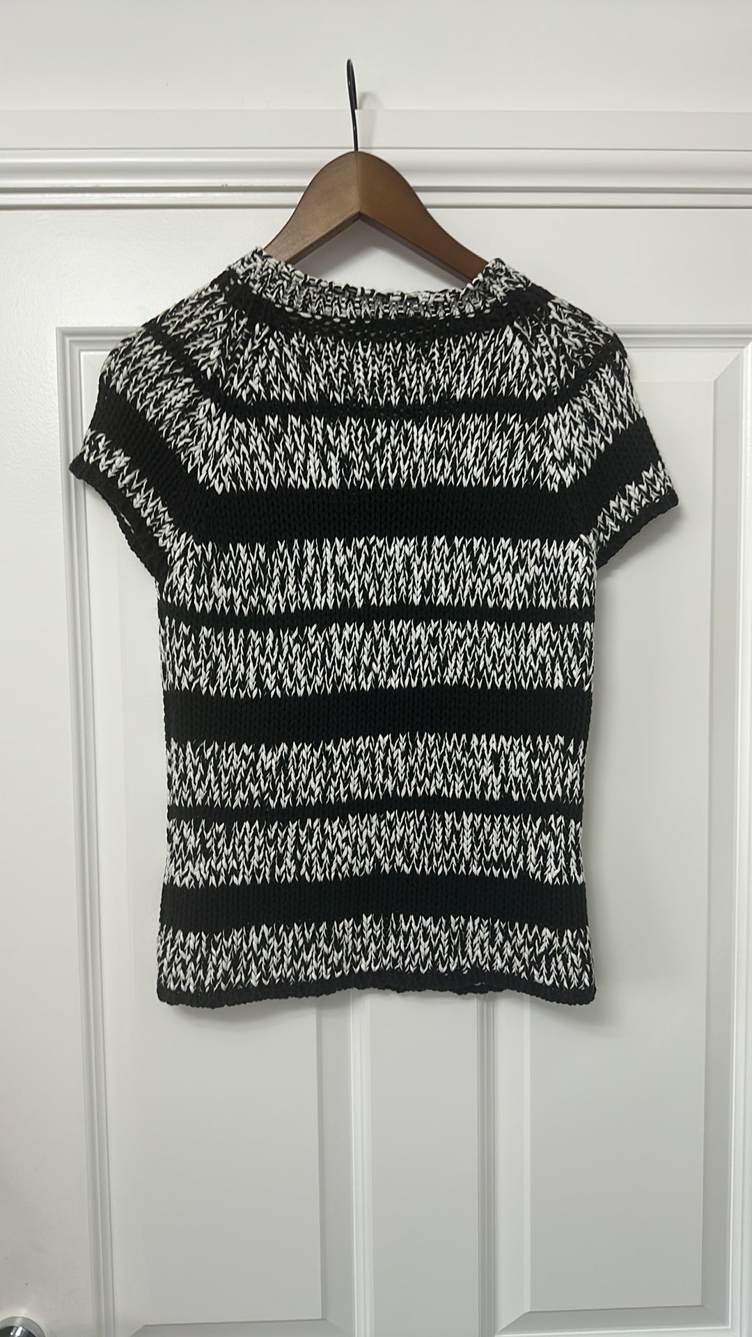 Luisa Cerano Black and White Chunky Knit Striped Short Sleeve Sweater size 12
