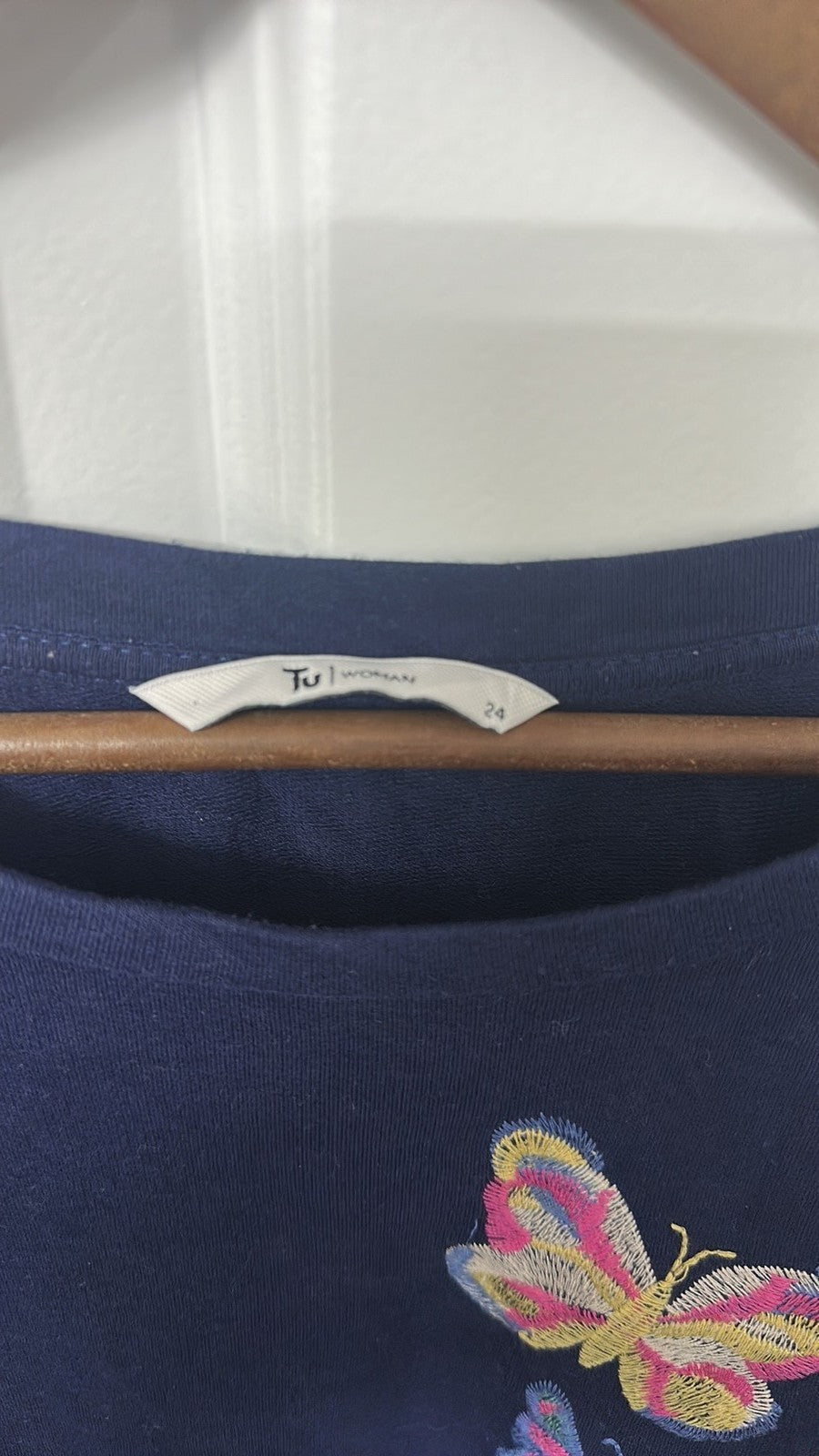 Tu Woman Navy Blue Butterfly Embroidered Tie-Hem Sweatshirt size 24