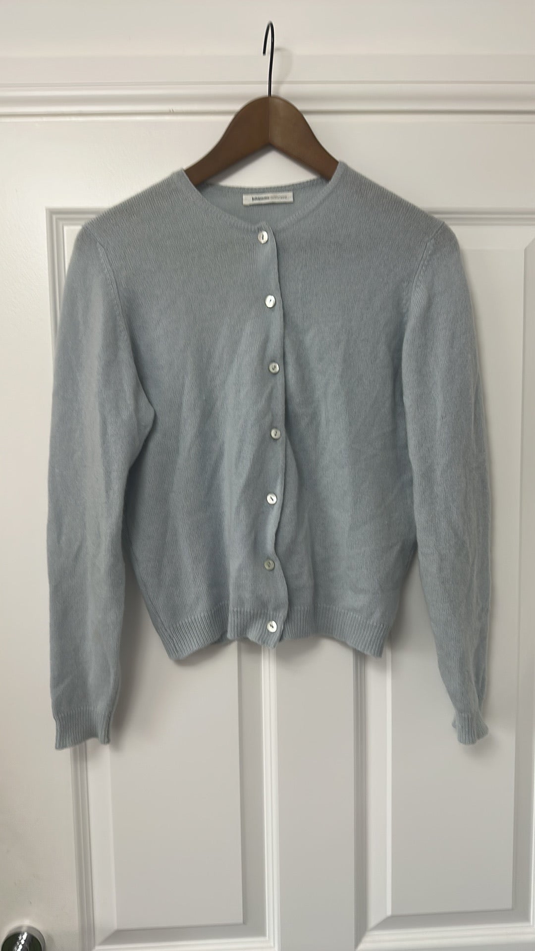 Johnstons of Elgin Cashmere Cardigan Baby Blue size Small