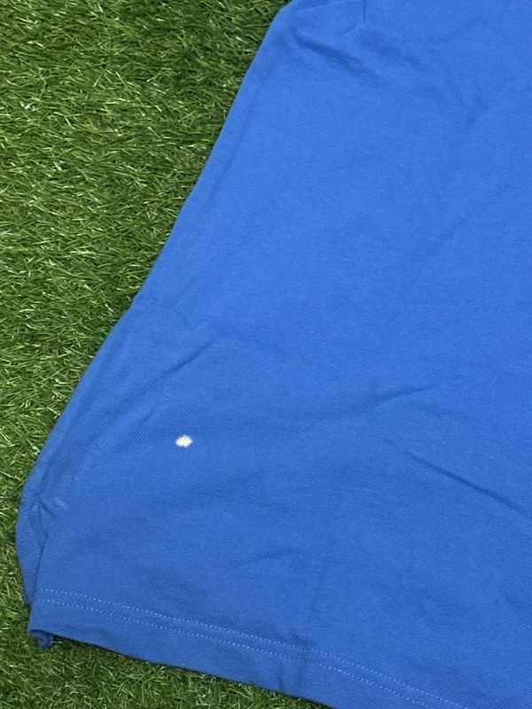 IZOD blue short sleeve polo shirt size M