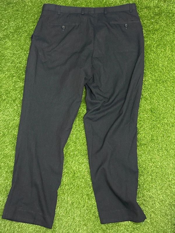 Taylor & Wright black regular trousers 36S