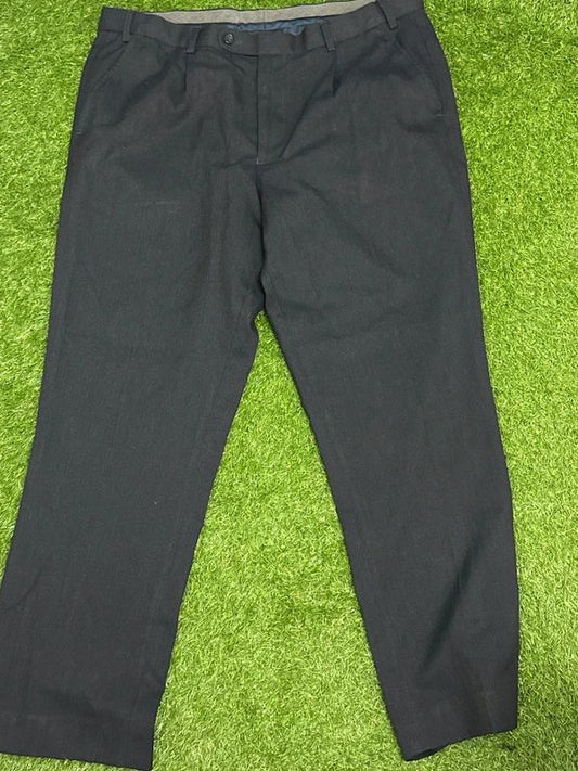 Taylor & Wright black regular trousers 36S