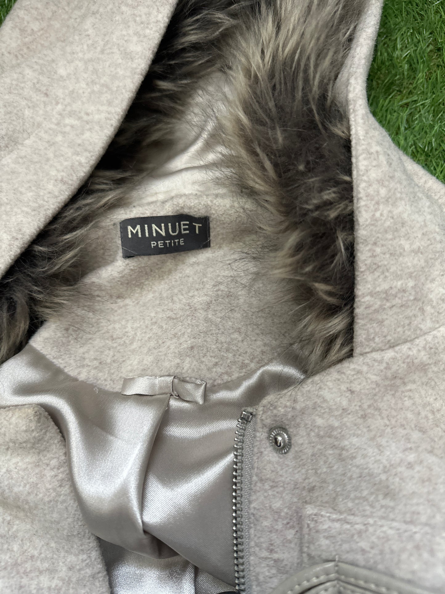 Minuet Petite Cream / Oatmeal Hooded Duffle Coat with Faux Fur Lining size 14