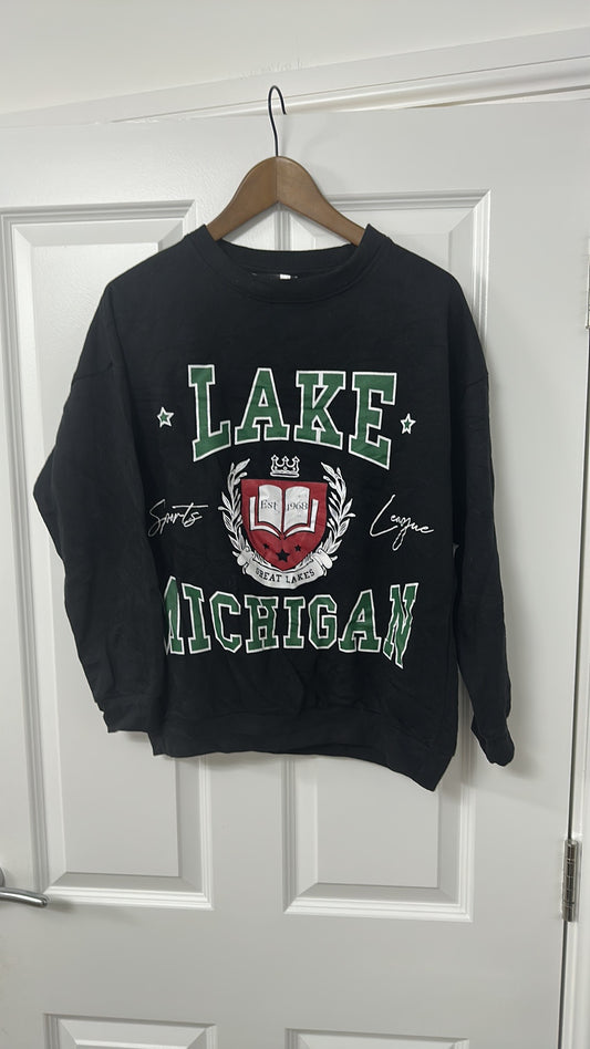 Pep&Co Lake Michigan Graphic Sweatshirt size Medium