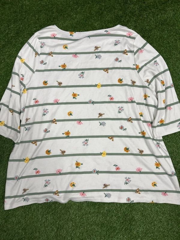 Bonmarché white striped floral top size 28