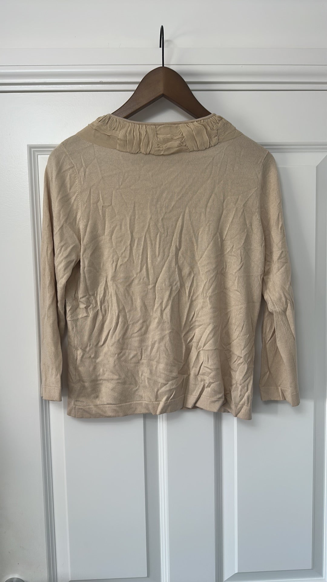 Joan & David Ruffle Trim Beige Cardigan size Medium