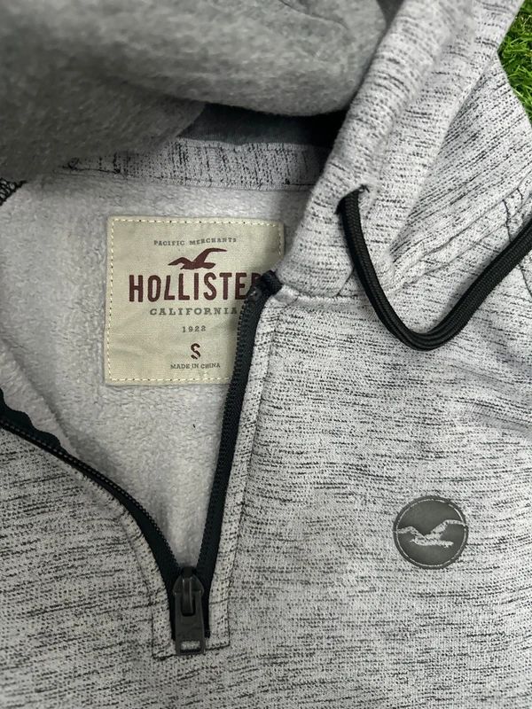 Hollister small ladies hoodie