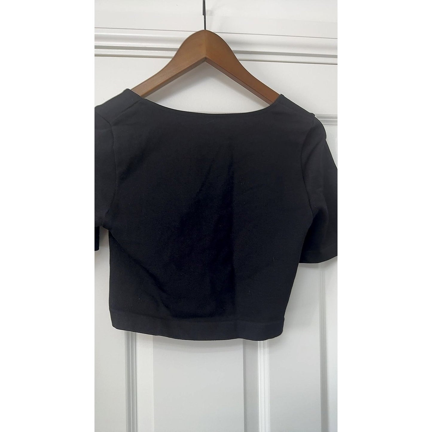 Black Ribbed Scoop-Neck Crop Top Short Sleeve Size XL Women's Casual Stretch
