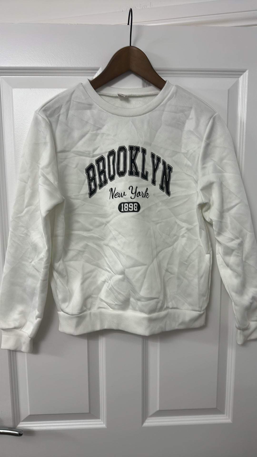 SHEIN Teen Brooklyn New York 1898 White Sweatshirt 13Y