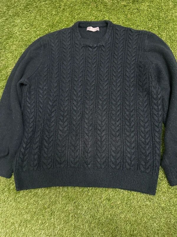 M&S black cable knit jumper 2XL fits more like an XL